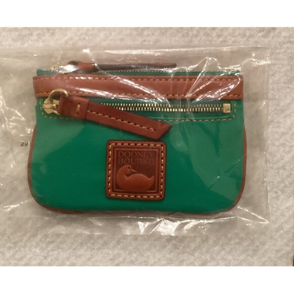 Dooney & Bourke Small Leather Kelly Green Coin Case - Picture 6 of 6